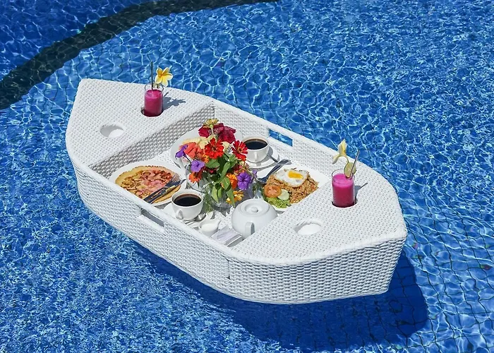 Penida Sunset Ocean View 3*