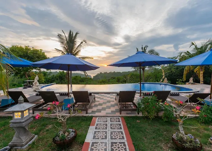 Penida Sunset Ocean View 3*